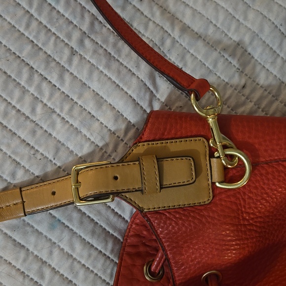 Coach Bucket Bag - Picture 6 of 13
